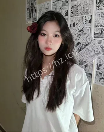 李舒瑶反差眼镜妹视频